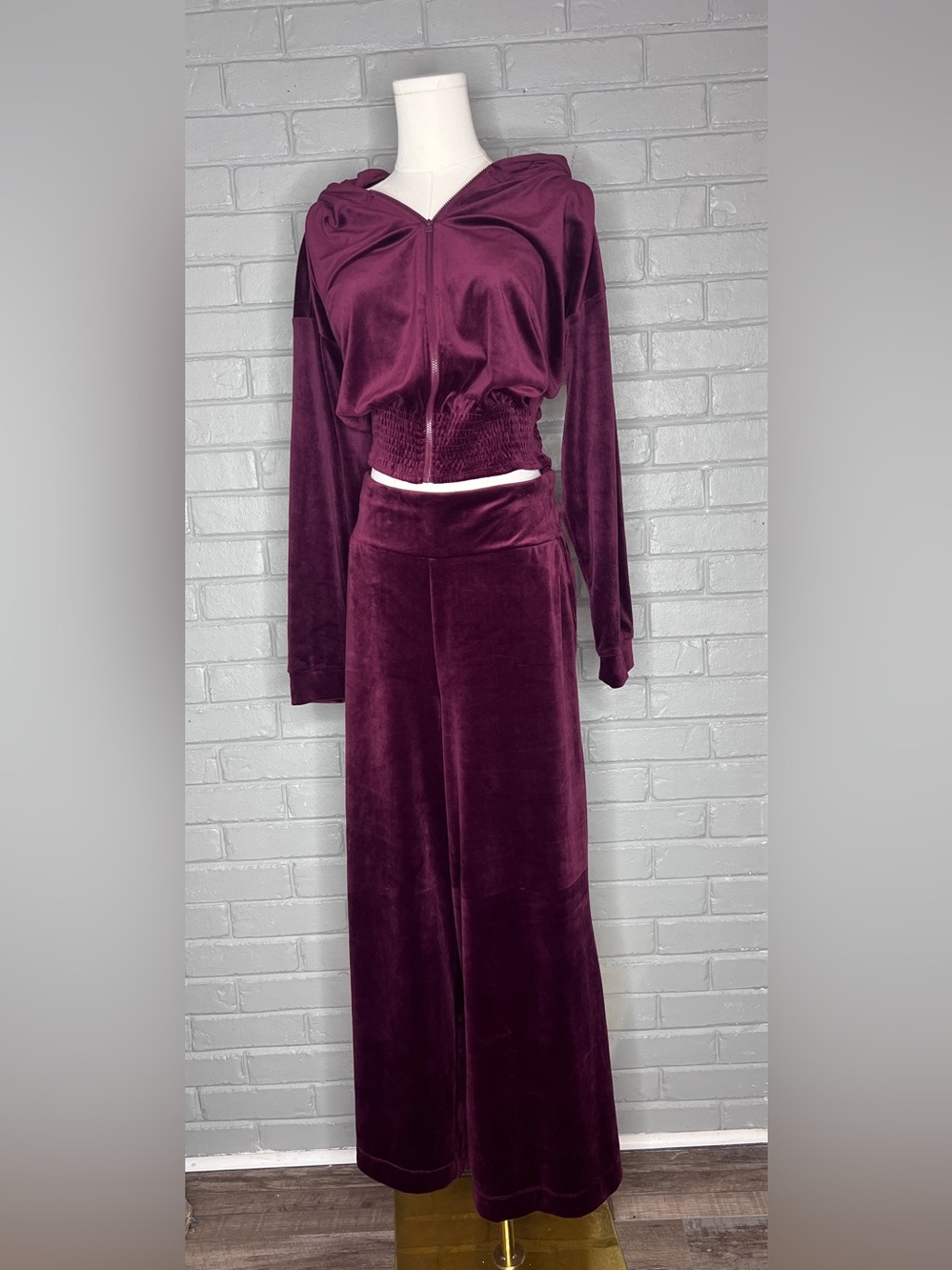 Anthropologie Saturday/Sunday Velvet Catie Two-Piece Set in Deep Plum Size Large